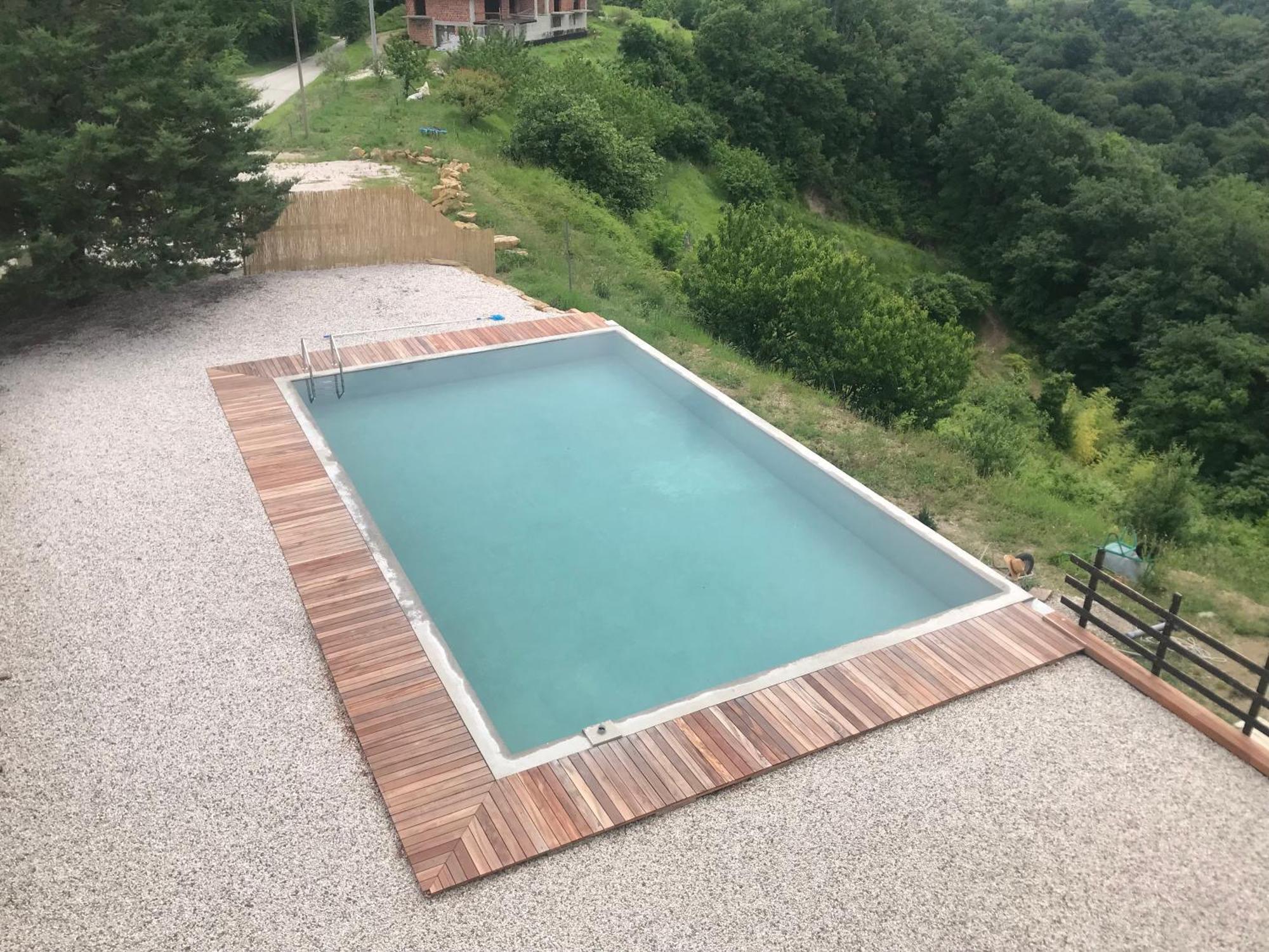 Enam Room Kojsko Buitenkant foto