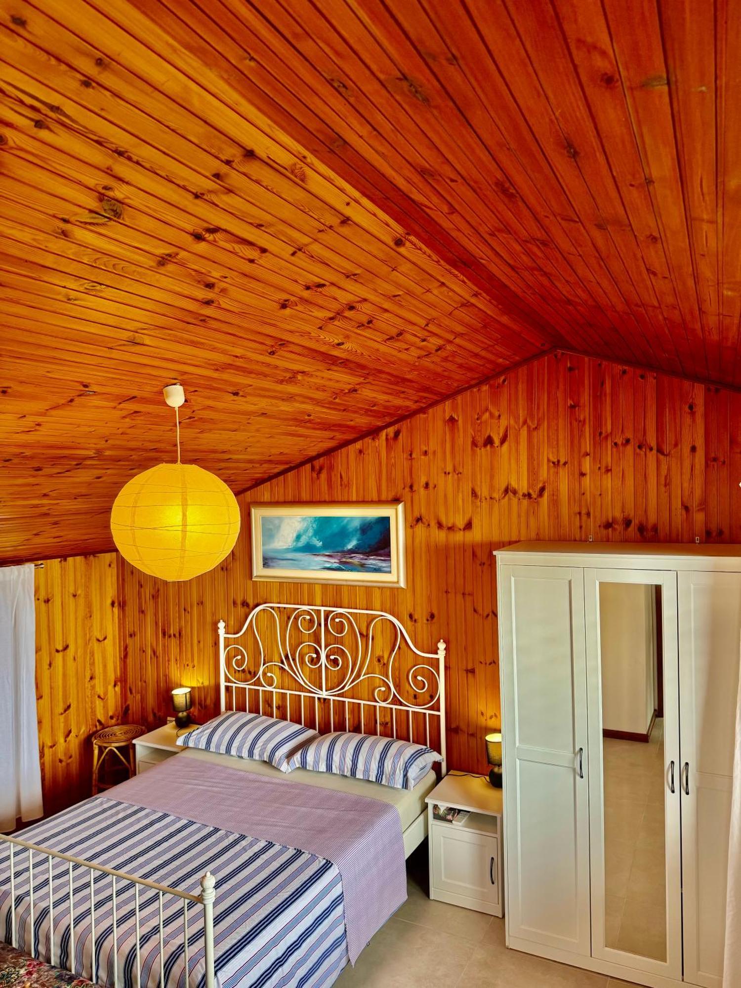 Enam Room Kojsko Buitenkant foto